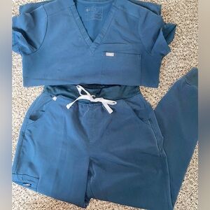 COPY - Catarina One-Pocket Scrub Top™

High Waisted Zamora Jogger Scrub Pants